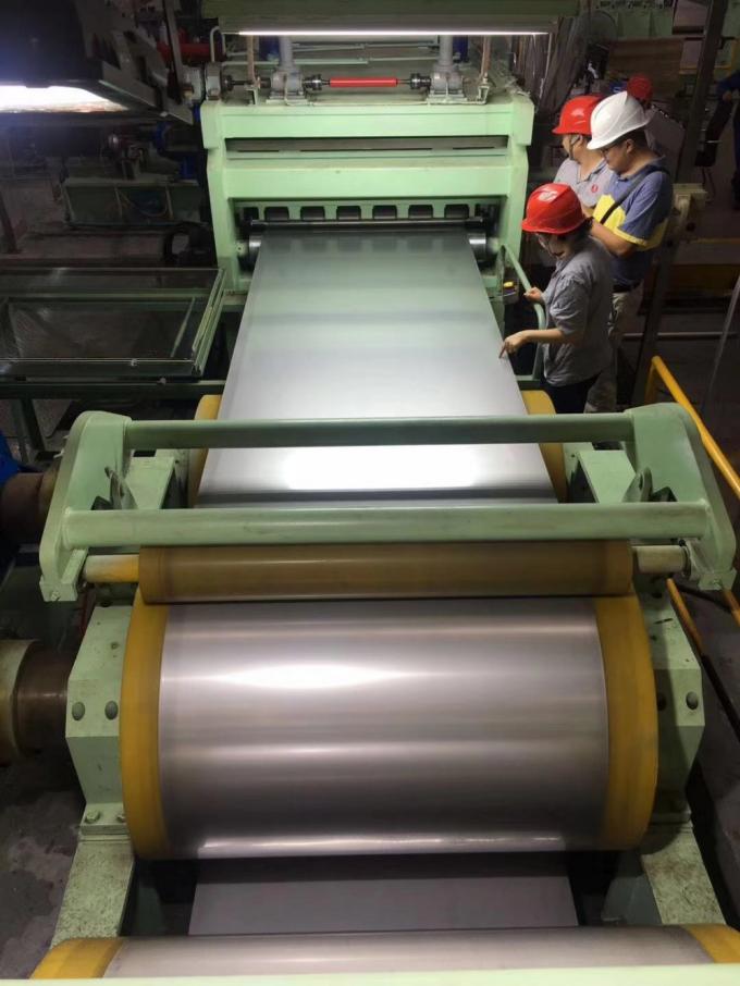 SS255 कोल्ड रोल्ड 28 गेज नालीदार स्टील छत शीट ट्रेपेज़ॉइड CGCC 2